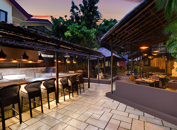 places to eat near calangute
